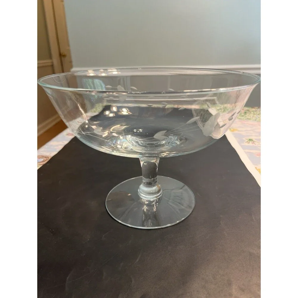 Princess House Heritage Floral Etched Pedestal Compote Bowl 7” T x 9.75” W - USA